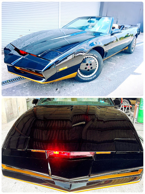 ファイヤーバードのナイトライダー・ナイト2000・オープンカー・納車・鈑金に関するカスタム事例の投稿画像1枚目