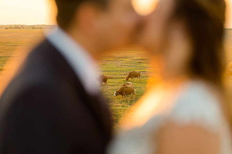 Esküvői fotós Lóránt Kiss (lorantkiss). Készítés ideje: március 25.