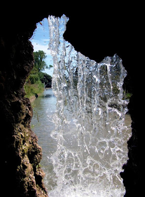 Cascata (con effetto "ghiaccio") di Adry86