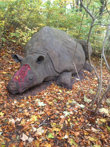 Schreckliche Nashorn Skulptur 