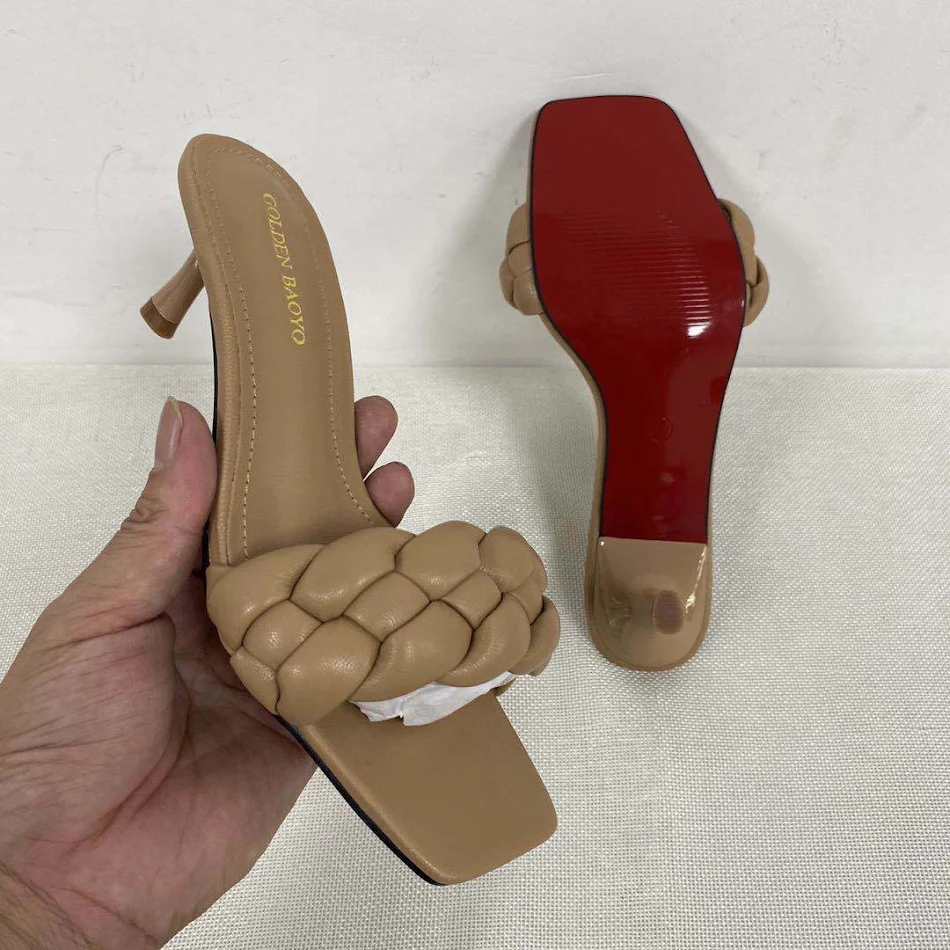 Eenvoudige en Comfortabele Damessandalen met één Band Zomerse Slippers voor Dames Minimalistisch Design Ideaal voor elke dag en warm weer