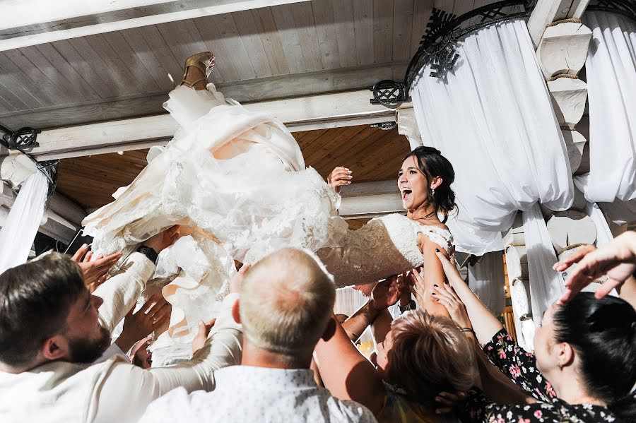 Fotógrafo de casamento Nadya Denisova (denisova). Foto de 29 de outubro 2018