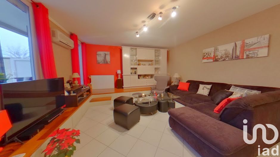 Vente appartement 4 pièces 85 m² à Savigny-le-Temple (77176), 199 900 €