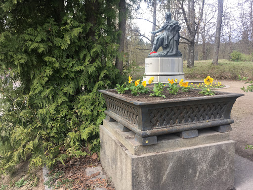 Monument to Pushkin