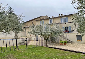 ferme à Vaison-la-Romaine (84)