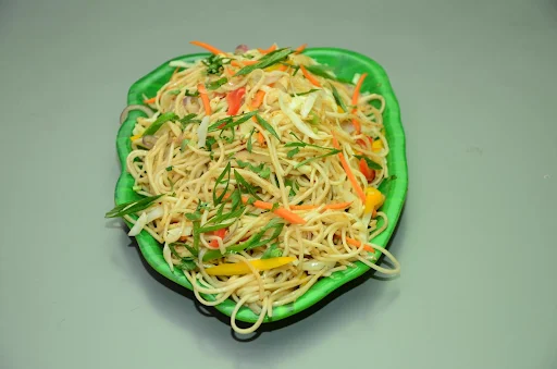 Veg Machurian Noodles