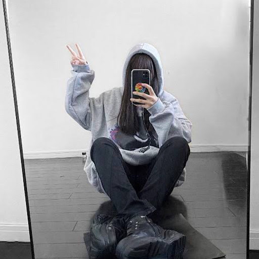𝓜𝓲𝓴𝓾🖤𣟬🔪