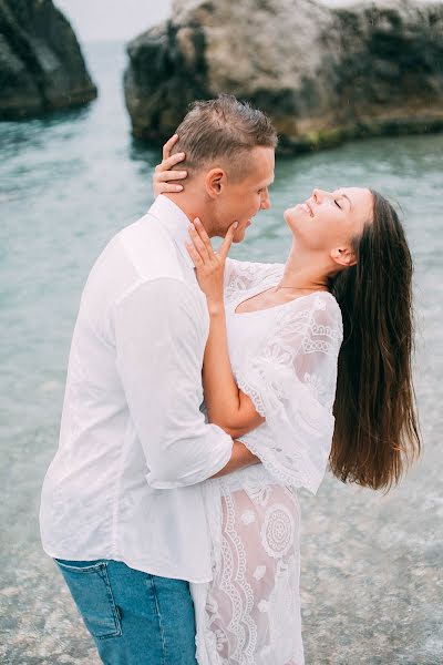 Wedding photographer Alina Khabarova (xabarova). Photo of 14 June 2020