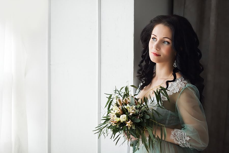 Wedding photographer Olesya Kareva (olisa911). Photo of 2 March 2016