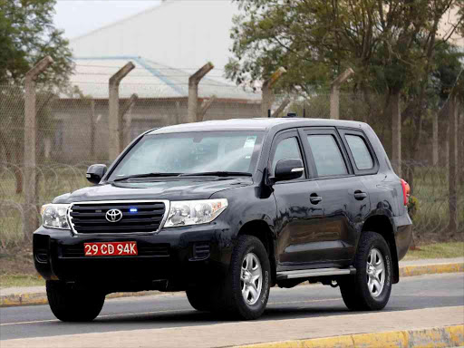 The motorcade of former US President Barack Obama drives from the Jomo Kenyatta international Airport during his visit to Nairobi, July 15, 2018. /REUTERS