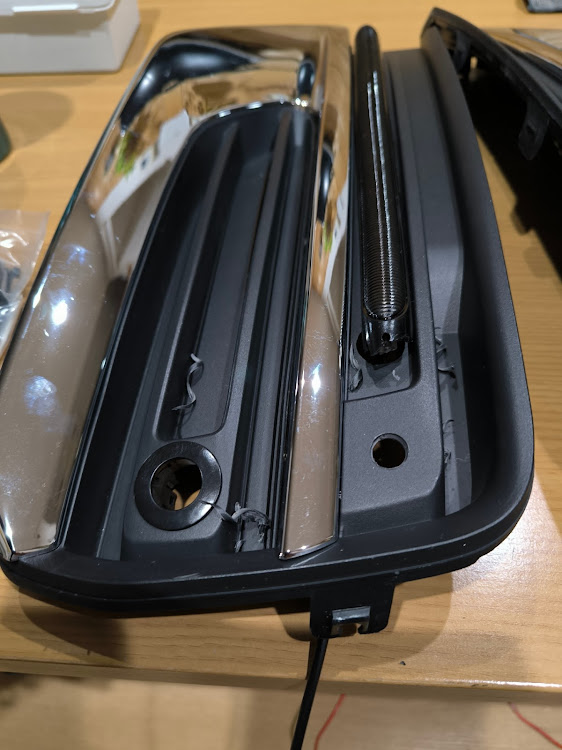 XC90の自己満・VOLVO XC90・デイライト取付・DIYに関するカスタム事例の投稿画像4枚目