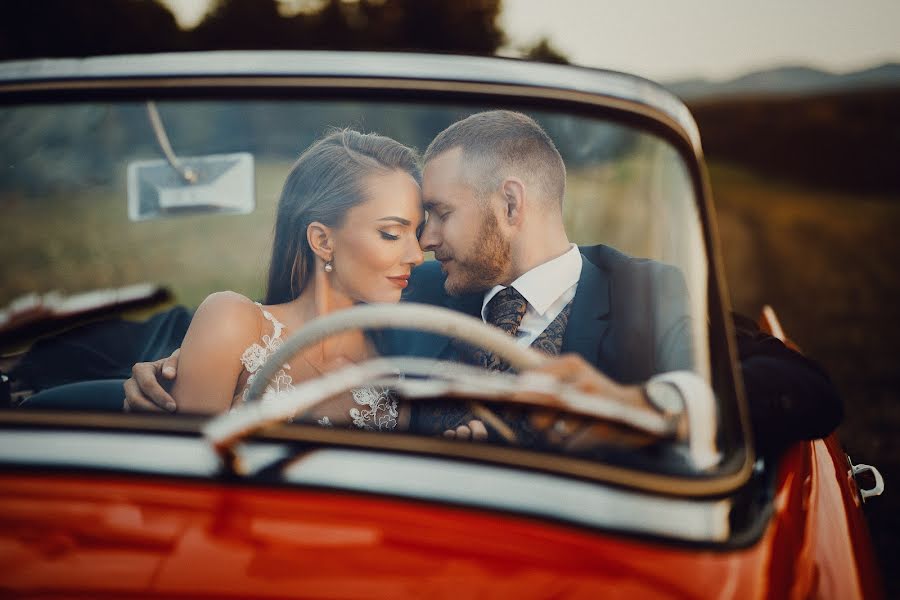 Fotógrafo de casamento Vlado Veverka (veverkavlado). Foto de 17 de maio 2019