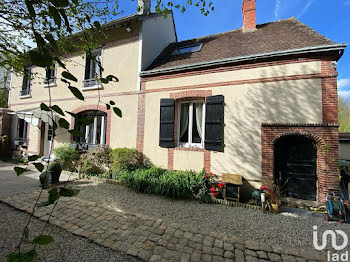 maison à Nogent-le-Roi (28)