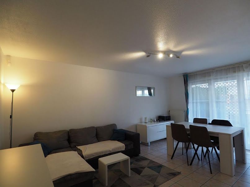 Location meublée appartement 4 pièces 91 m² à Annemasse (74100), 615 €