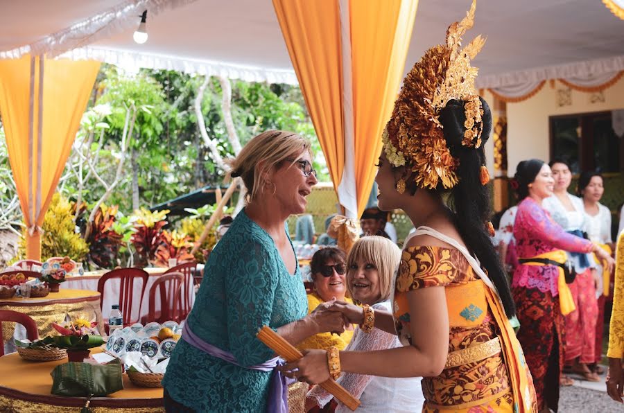 Jurufoto perkahwinan Putu Iwan Wibawa (putuiwan). Foto pada 21 Jun 2020