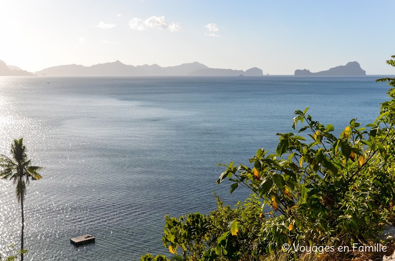 Vue depuis la route principale - Coron Coron bay