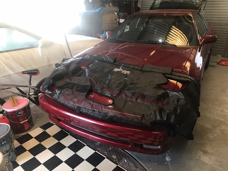 スープラの54garage・70スープラ・逆輸入・前期型・ノーズブラに関するカスタム事例の投稿画像1枚目