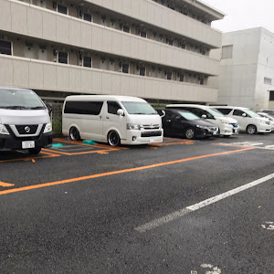 ハイエースバン