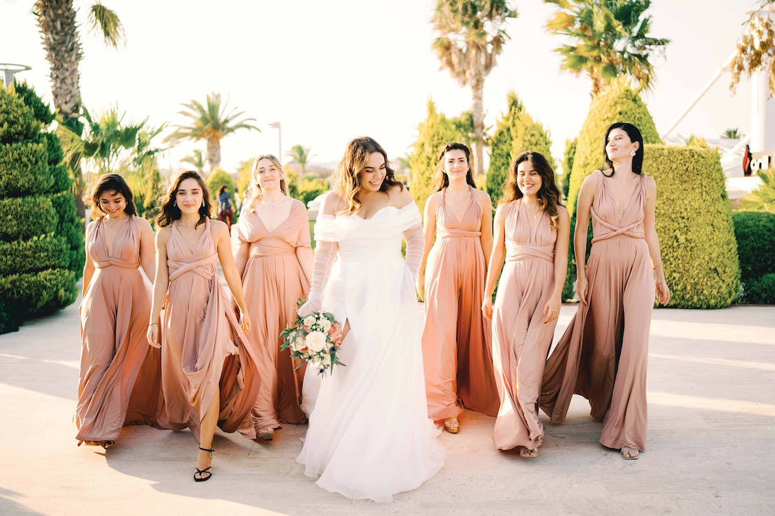 Fashion Advice: Most Flattering Necklines For Your Bridesmaids Dresses