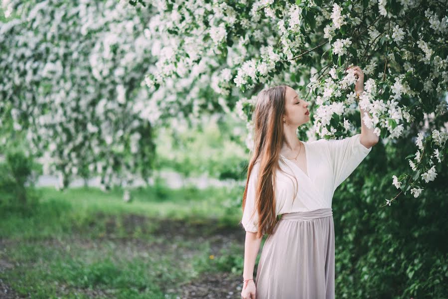 Свадебный фотограф Денис Хусейн (legvinl). Фотография от 3 апреля 2019