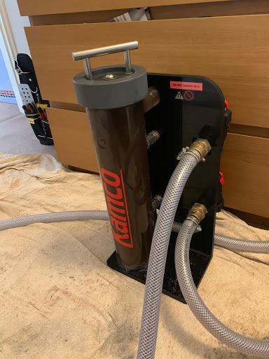 Dirty water in magnet during flush cycle