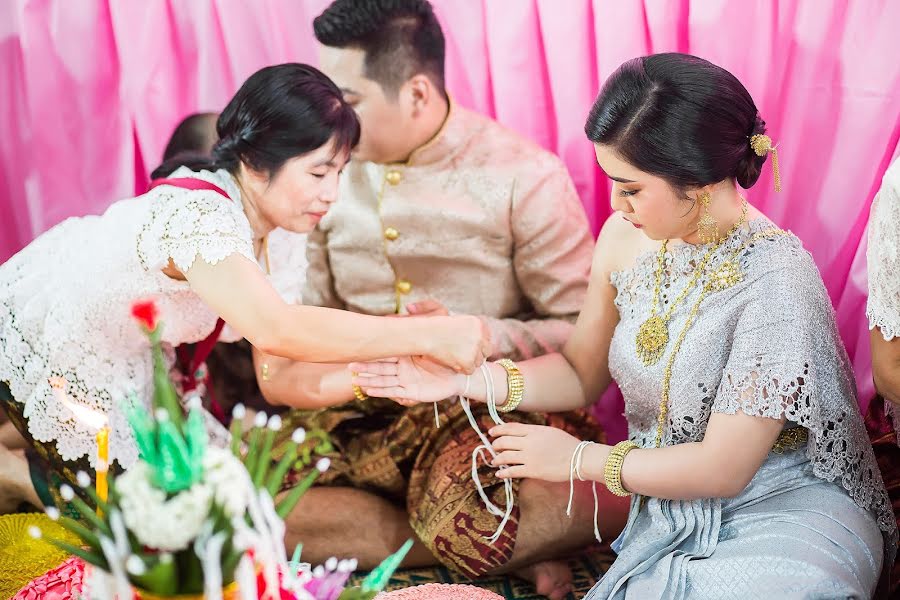 Fotógrafo de casamento Tawan Khansirimongkol (tawan). Foto de 8 de setembro 2020