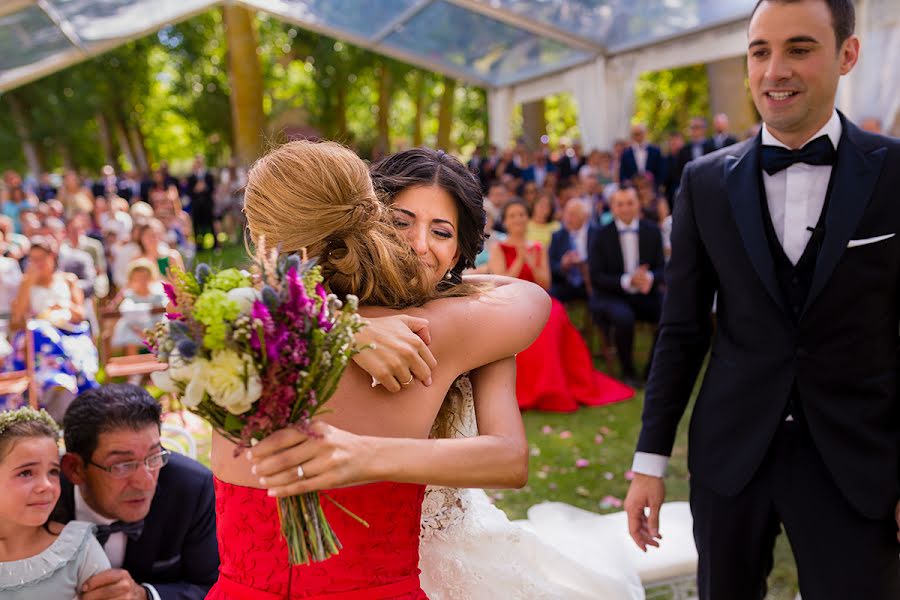 Fotografo di matrimoni Chomi Delgado (chomidelgado). Foto del 10 agosto 2017