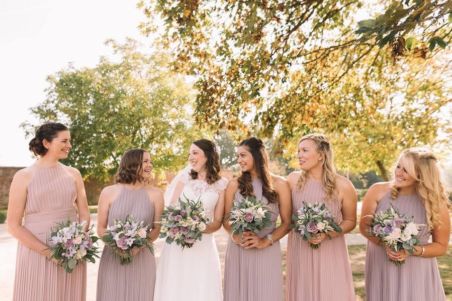 Fotógrafo de bodas Lucie Watson (luciewatsonphoto). Foto del 2 de julio 2019