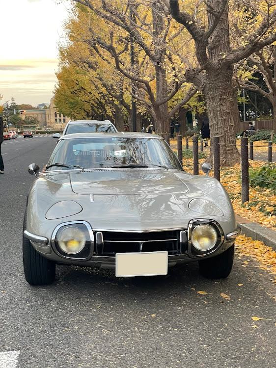 マグナムのアメ車好きと繋がりたい・ダッジマグナム・Magnum Mafia Japan・Dodge Magnum・神宮外苑いちょう並木と愛車✨に関するカスタム事例の投稿画像4枚目