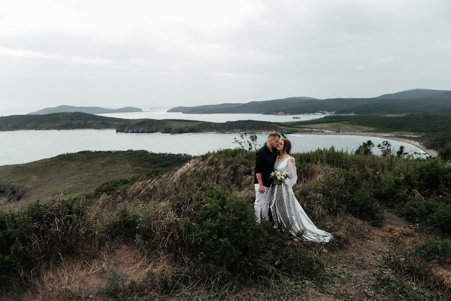 Fotografo di matrimoni Severina Menzhes (severinamenzhes). Foto del 1 novembre 2021