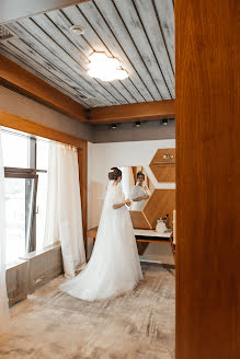 ช่างภาพงานแต่งงาน Aleksandr Zozulya (zozulyaphoto) ภาพเมื่อ 10 เมษายน 2022