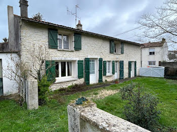 maison à La Rochénard (79)