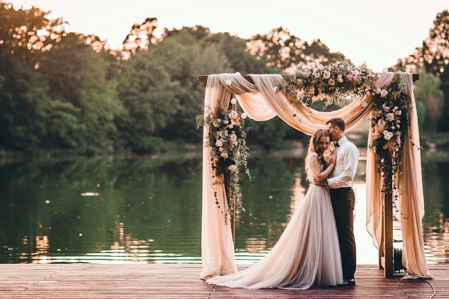 Fotógrafo de bodas Tatyana Cvetkova (cvphoto). Foto del 10 de abril 2017