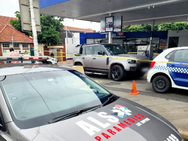 The driver of this SUV and her passenger came under fire by unknown gunmen in Durban on Monday.