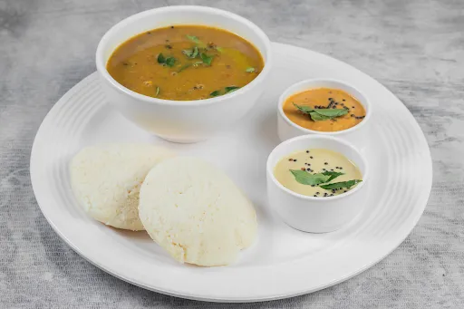 Idli [2 Pieces] With Sambar