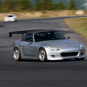 S2000