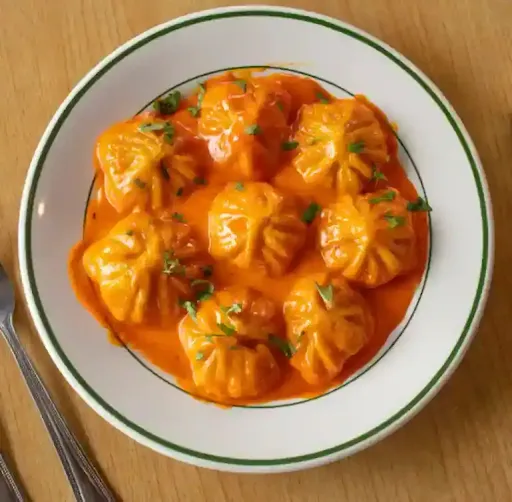 Veg Chilli Gravy Momos