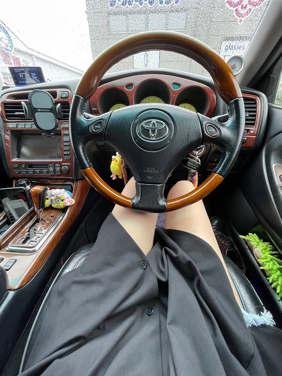 アリストの洗車は楽しい・ヌルテカボディ・お尻も好き・引っ越しは大変に関するカスタム事例の投稿画像1枚目