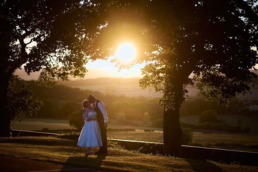 Wedding photographer Richard Neal (rnealphoto). Photo of 20 July 2022