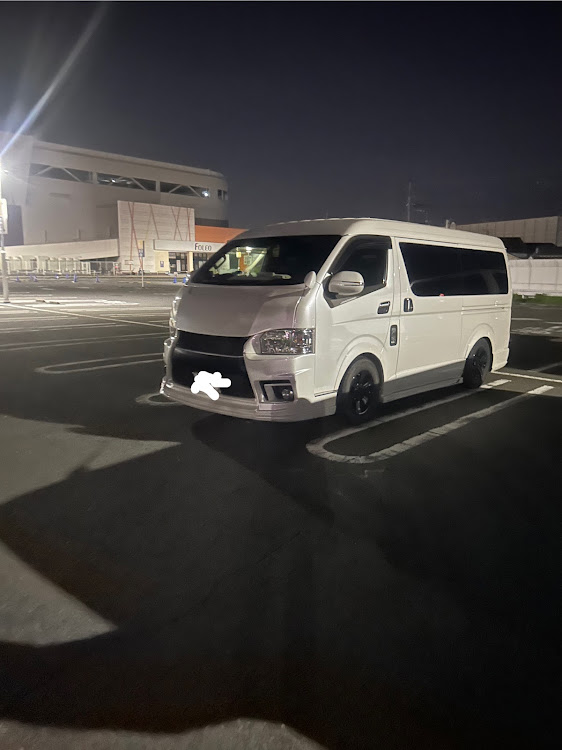 ハイエースワゴンの暑い、、暑いぞおおお！！・オフ会・ハイエース・ハイエース カスタムに関するカスタム事例の投稿画像3枚目
