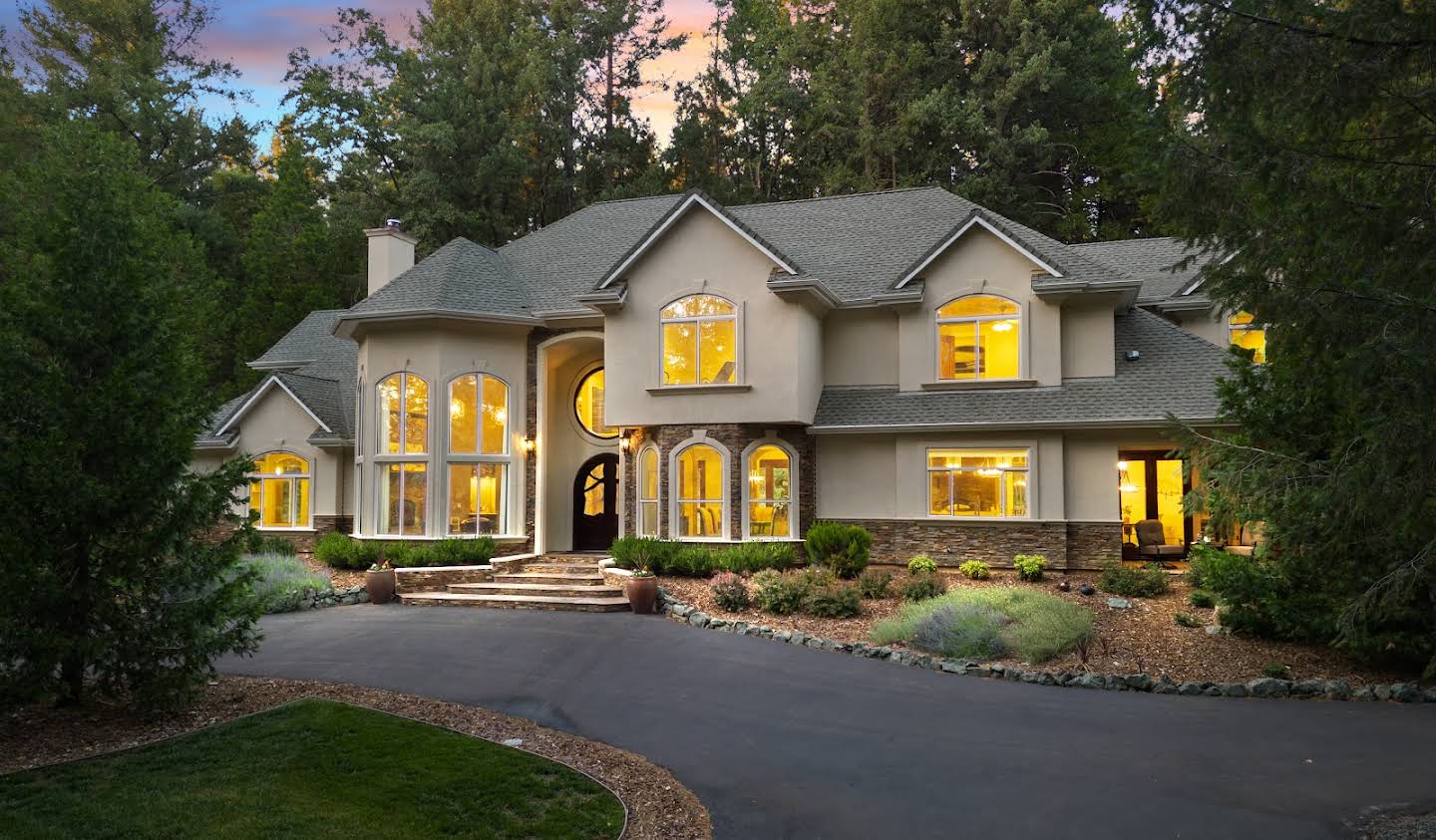 House with terrace Nevada City