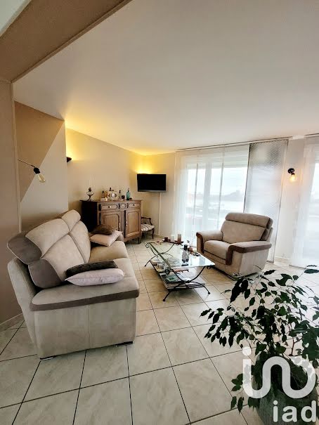 Vente appartement 3 pièces 66 m² à Saint-Quentin (02100), 75 000 €