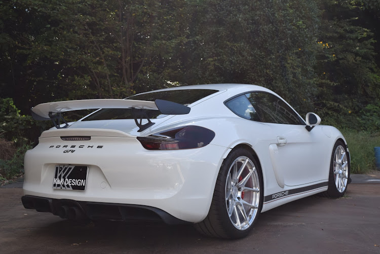 ケイマン GT4のタイヤ交換・ホイール交換・マフラー交換に関するカスタム事例の投稿画像3枚目