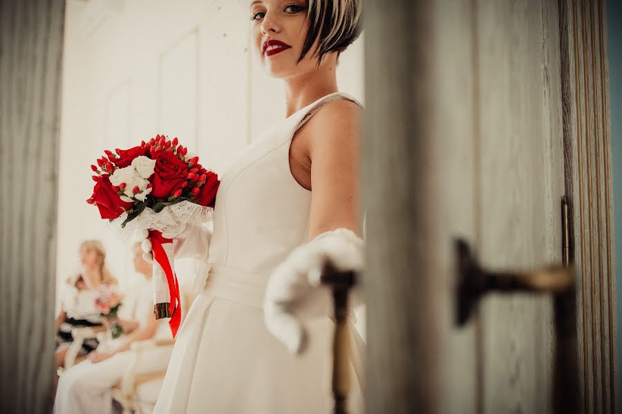 Wedding photographer Lena Suetina (yaratam). Photo of 7 September 2014