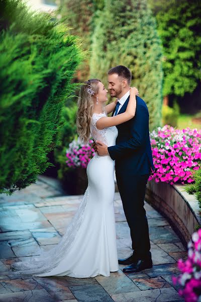 Fotógrafo de casamento Sergey Shtepa (shtepa). Foto de 2 de abril 2019