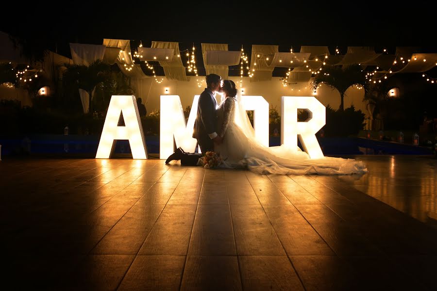 Wedding photographer Alexander Ferré Studios (ferre). Photo of 7 February 2023