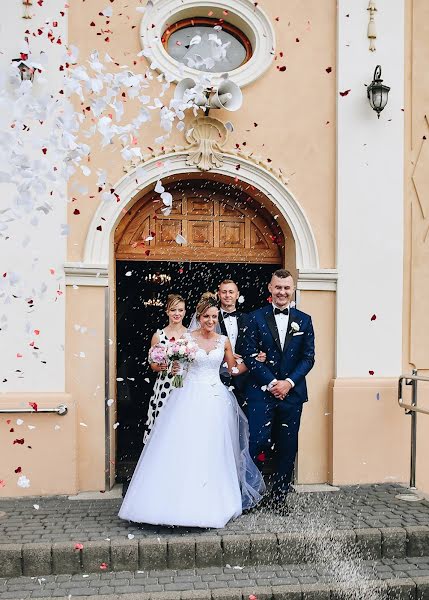 Wedding photographer Hubert Bakinowski (bakinowski). Photo of 10 March 2020