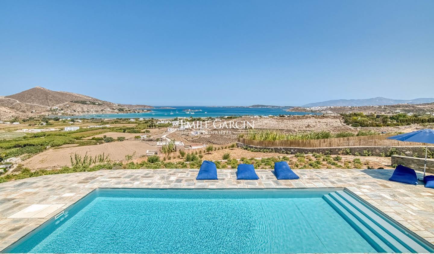 Property with pool Paros