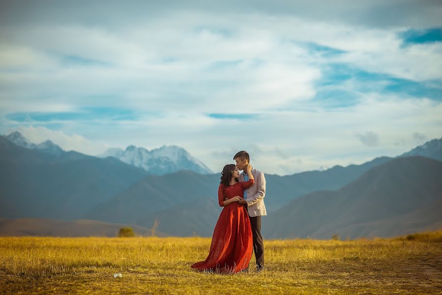 Wedding photographer Ermek Zhenishov (ermek). Photo of 20 December 2016