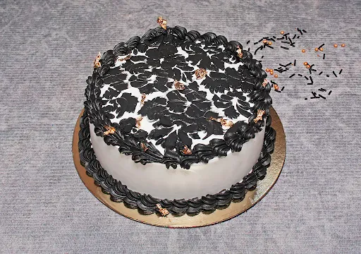 Black Forest Cake [750 Grams]